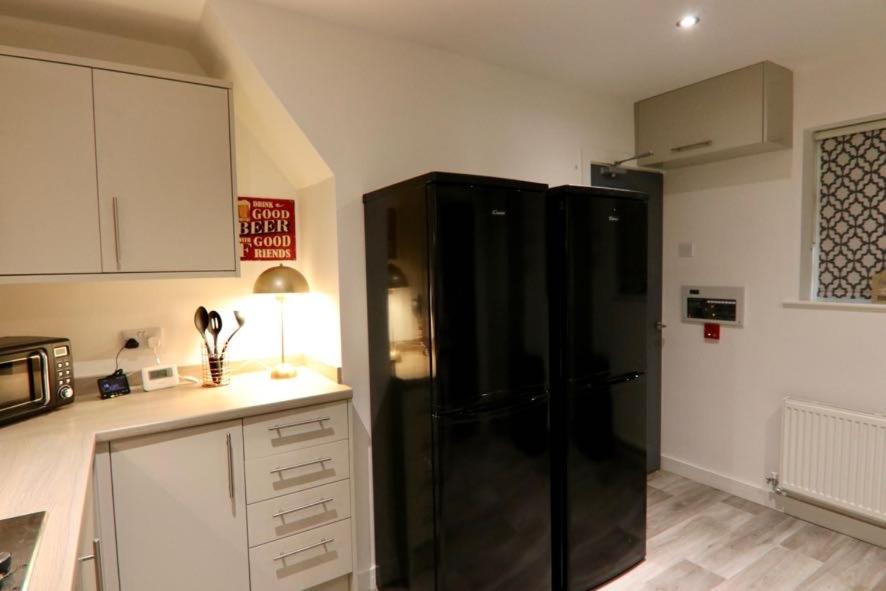 Boutique 5 Bed Home On Birdwell Road - Free Parking Sheffield Ngoại thất bức ảnh