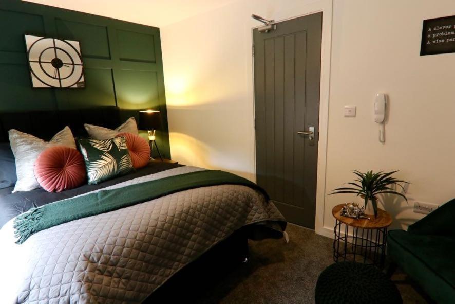 Boutique 5 Bed Home On Birdwell Road - Free Parking Sheffield Ngoại thất bức ảnh