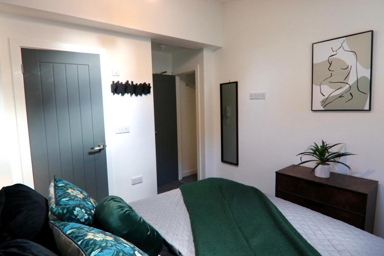 Boutique 5 Bed Home On Birdwell Road - Free Parking Sheffield Ngoại thất bức ảnh